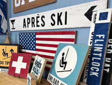 Load image into Gallery viewer, Après Ski Wood Sign, Ski House Décor, Bar Sign, Hand Painted on Barn Board, Farmhouse Sign, Ski Lodge Decor